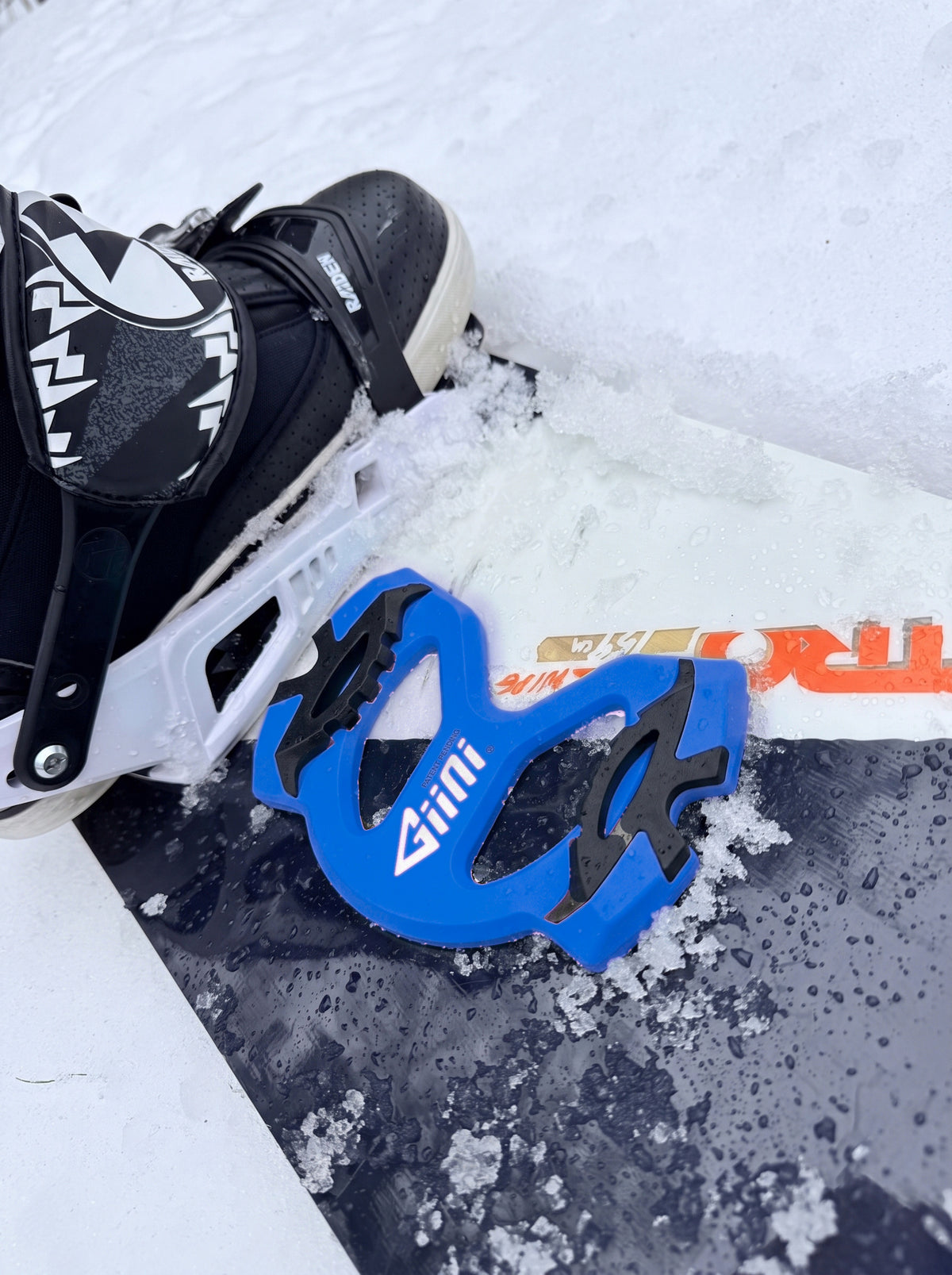 Giini Pyro Hyper Blue