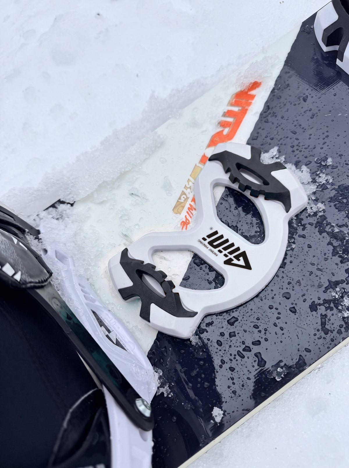 Giini Pyro Whiteout